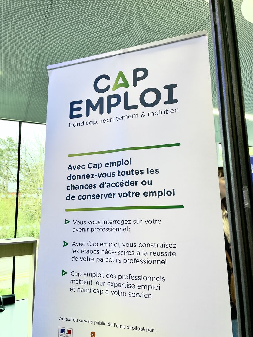 kakémono cap emploi